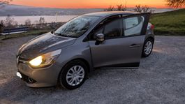 Renault Clio 90, frisch ab Service