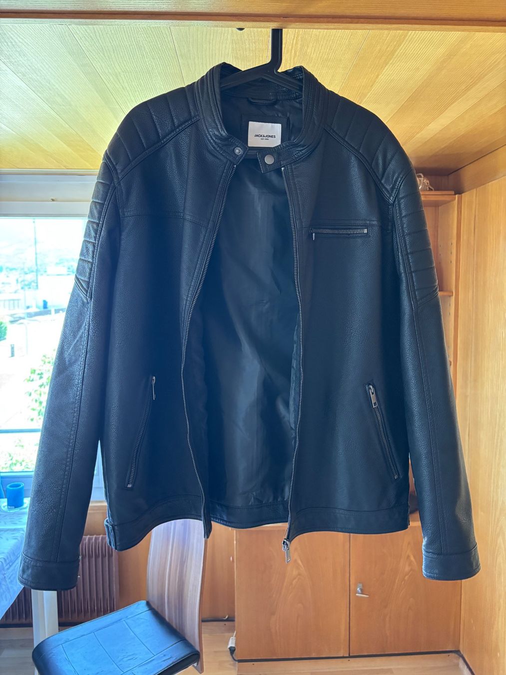 Jack & Jones Jacken: Jack & Jones Kunstlederjacke Herren XXL – Gebraucht aus Spiez von X_Se_Bo_X