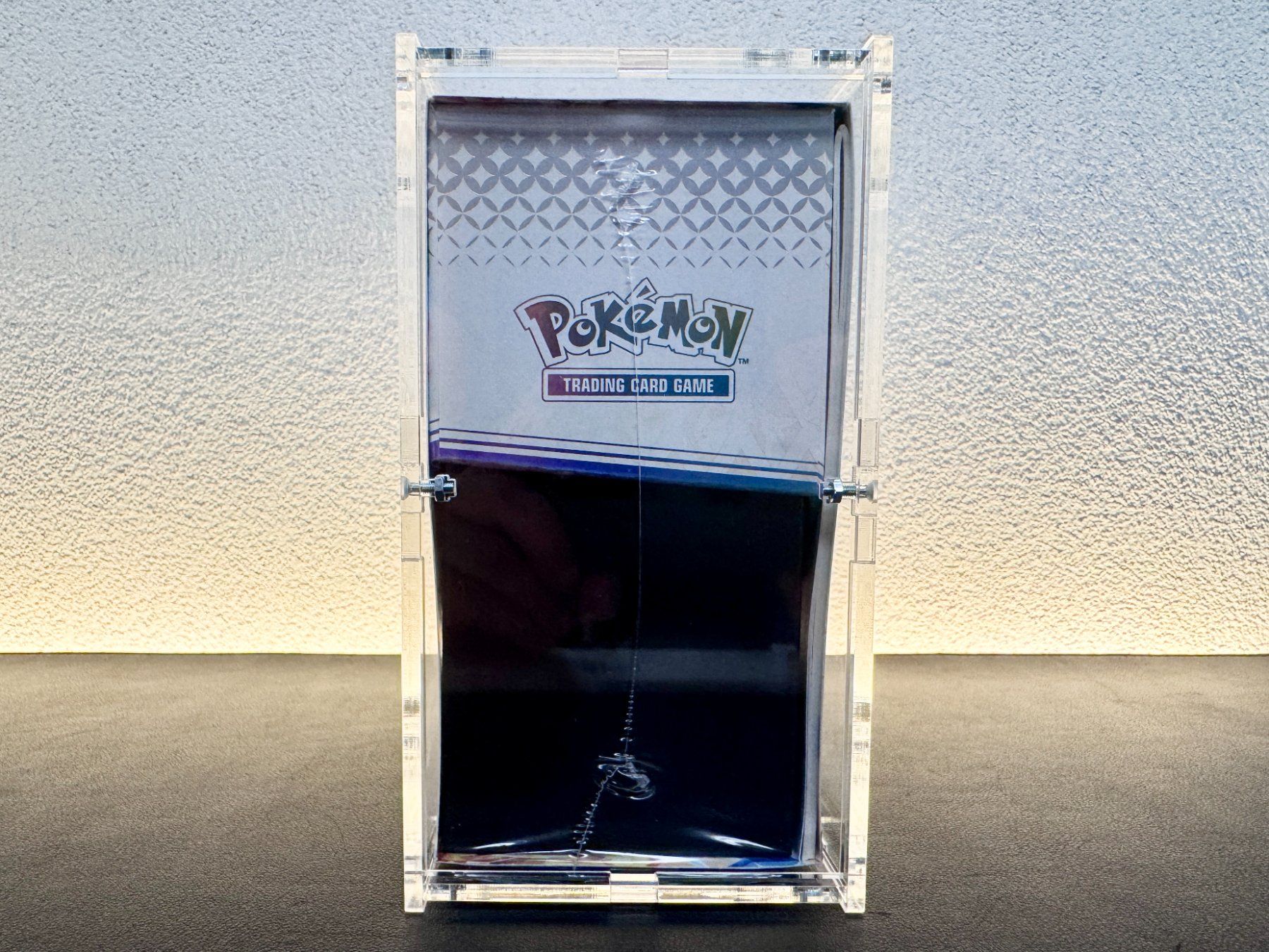 Pokémon Sammelbilder & Trading cards: Pokémon Prismatic Evolutions ETB EN OVP + Acrylbox – Neu und originalverpackt aus Schlatt TG von catch_up 3