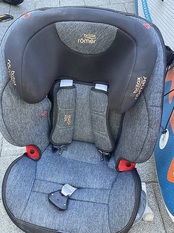Seggiolini per auto: Römer Kindersitz  – Usato da Oberwil b. Zug venduto da cr7_2kg6 1