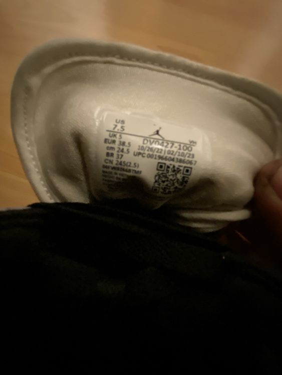 Jordan Chaussures hommes: Nike Air Jordan 1 Mid Gr. 38.5 – Neuf (Voir description) à Bern par jan_l28t 3