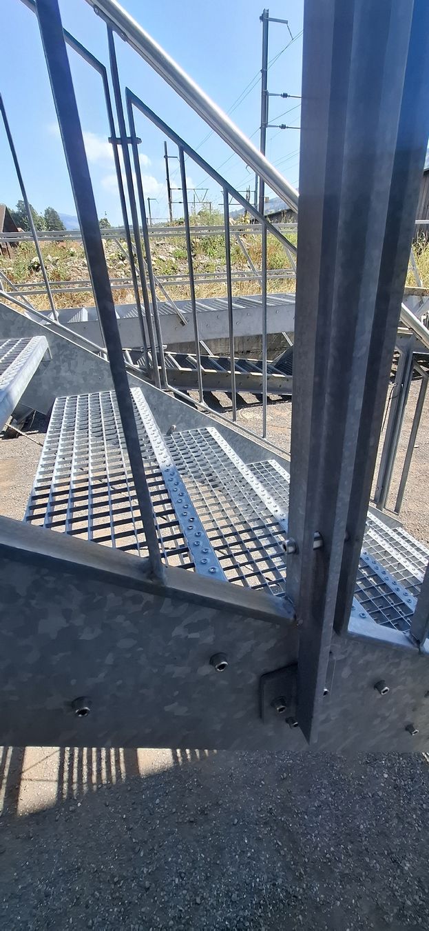 Scale: Treppe mit Podest und Geländer – Usato da Reichenbach i. K. venduto da Wskorpion 5