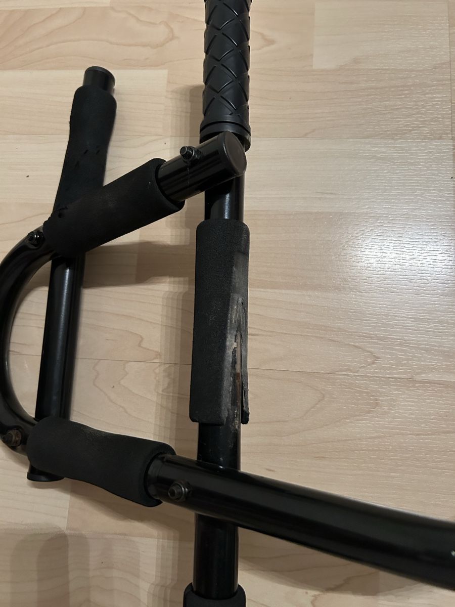 Hometrainer: Klimmzugstange – Usato da Mörigen venduto da Fam_suri 2