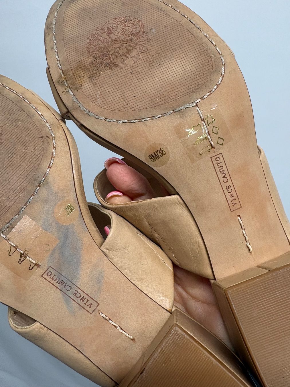 Scarpe da donna: Vince Camuto Sandalen, Beige, Gr. 38 Leder – Nuovo (secondo la descrizione) da Regensdorf venduto da secondchancefashion 6