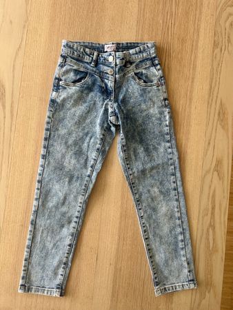 Jeans bimba taglia 134 marca Alive lavaggio acido