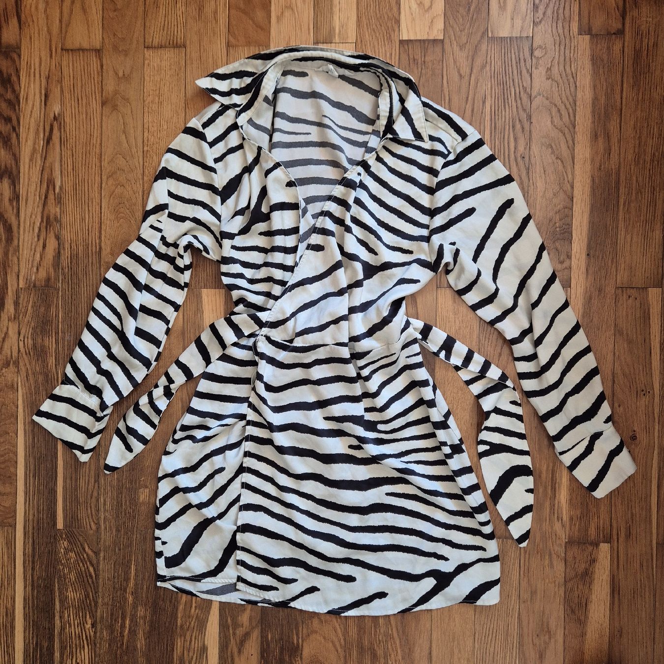 Robes: robe dress – D'occasion à Genthod par Lenas9