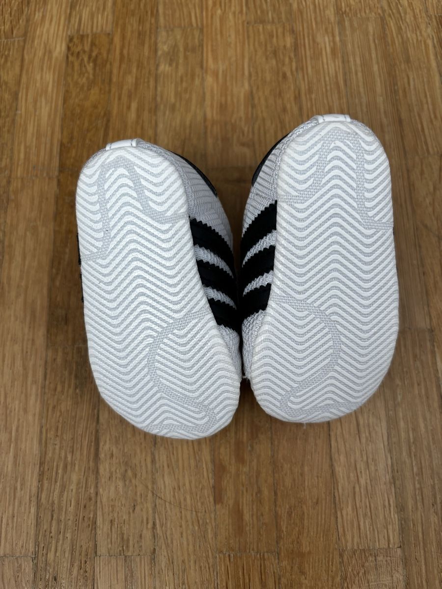 Adidas Scarpe per ragazzi: Adorables Baskets Adidas Superstar Bébé Pointure 16 – Nuovo (secondo la descrizione) da La Chaux-de-Fonds venduto da Elora237 1