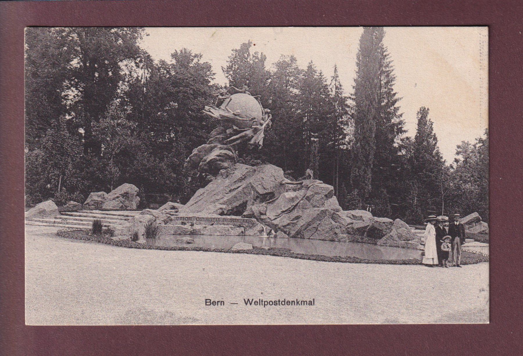 Cartoline postali: BERN - Weltpostdenkmal - Leute - 1911 – Usato da Pully venduto da nicecards