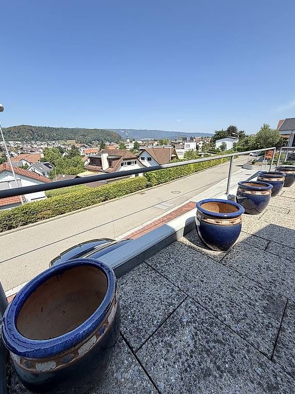 Pots de fleurs: 5x Blumentöpfe, blau – D'occasion à Wuerenlos par AR1417