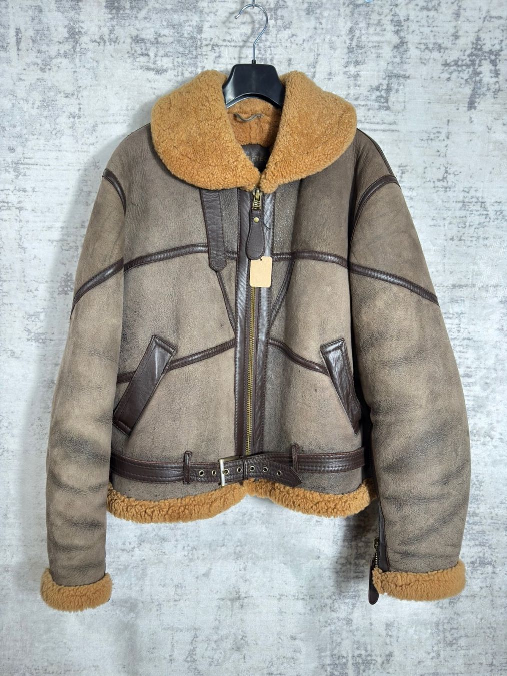Bombardier Giacche: MIL-TEC BOMBARDIER SHEARLING JACKET SZ: L – Usato da Cortaillod venduto da Stay_Alive_vintage