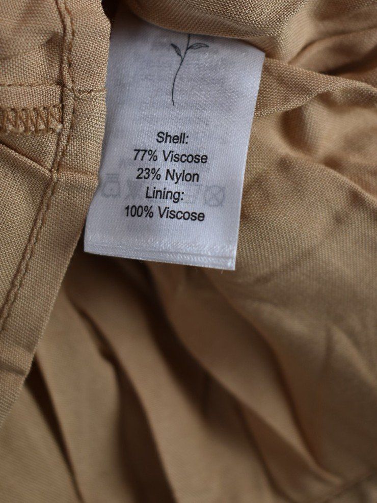 Vestiti & Gonne: Noralee Samtkleid, neu, Gr.104, braun/gold – Nuovo (secondo la descrizione) da Nürensdorf venduto da 2ND_STORY 7