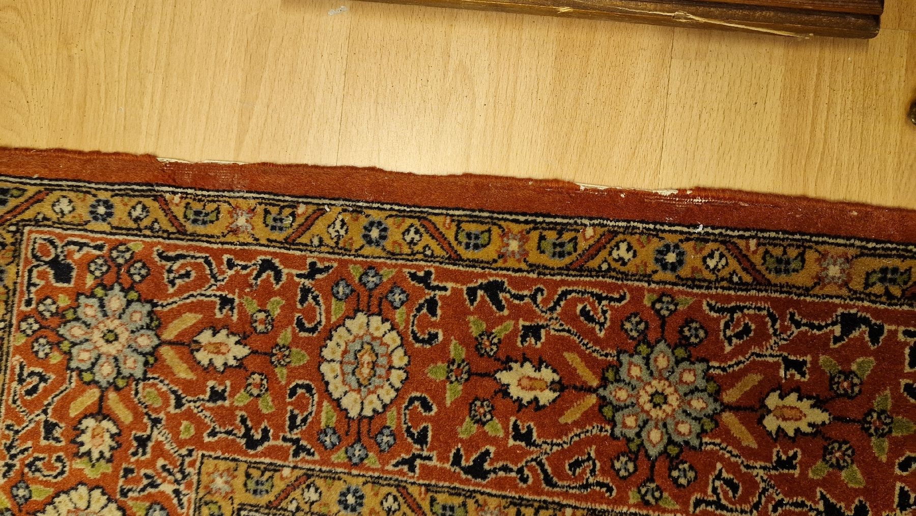 Tappeti: Antiker Teppich aus Hausräumung – Usato da BERN venduto da Intarsia 4