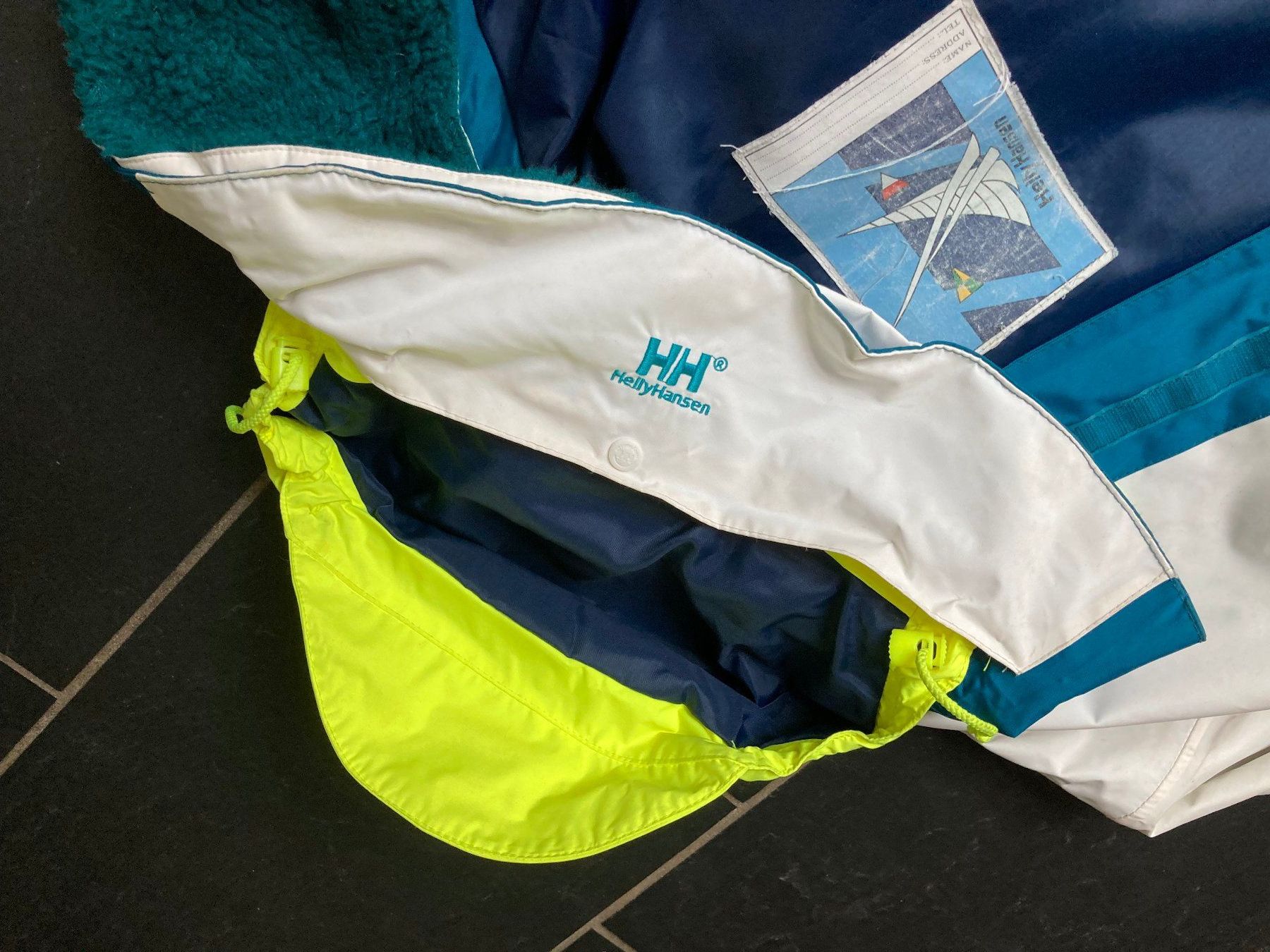 Costumes: Allwetteranzug Segelboot Helly Hansen – D'occasion à Neftenbach par Janusch01 9