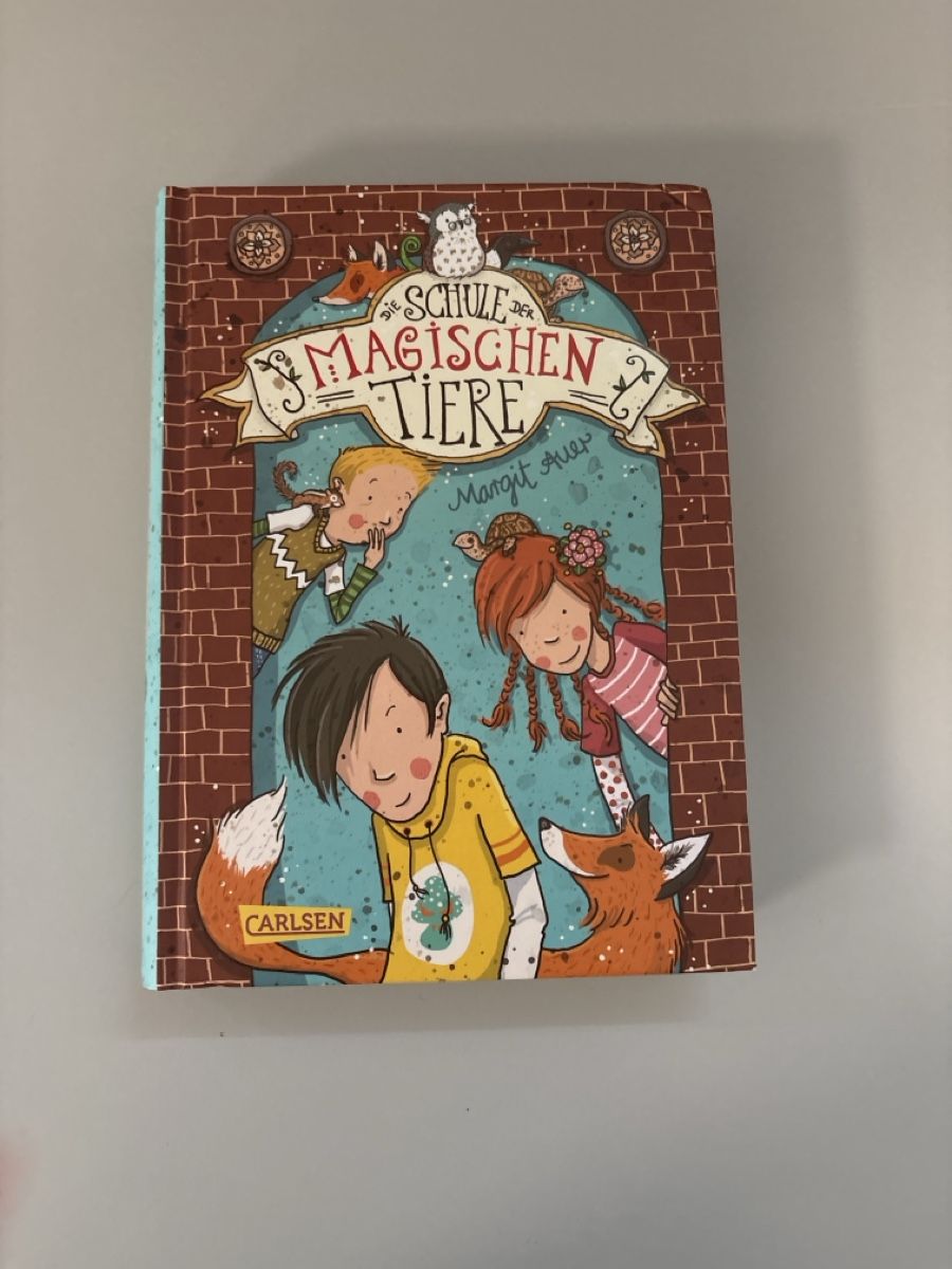 Libri: Fantasy Buch Schule der magischen Tiere  – Usato da Hunzenschwil venduto da ede_h8tt