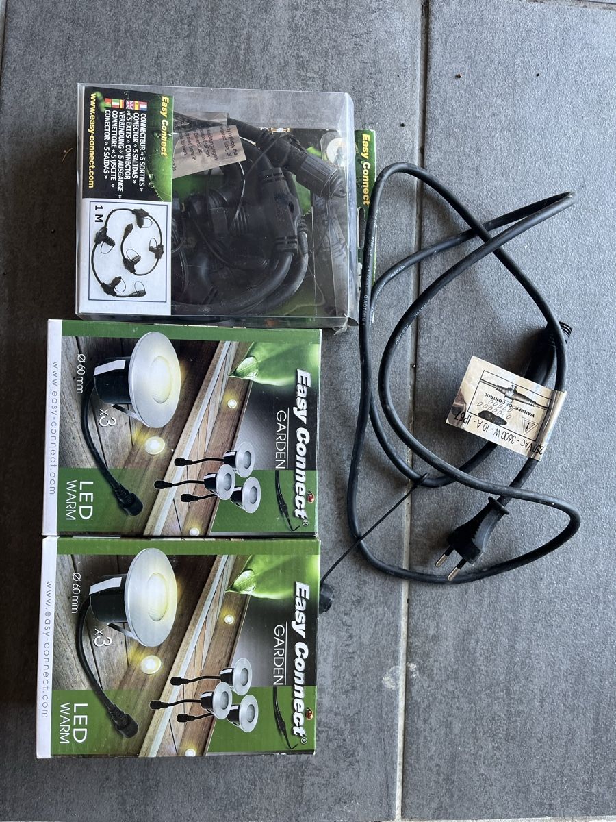 Lampade: Lampe easy Connect – Nuovo e nell'imballaggio originale da Yverdon-les-Bains venduto da Fdurussel