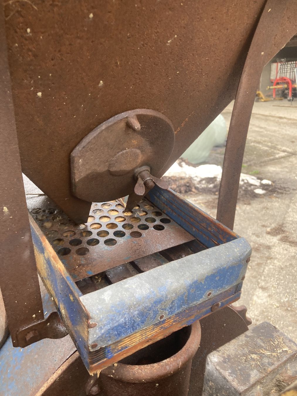 Toutes les machines: Getreidemühle  – D'occasion à Wynigen par fotoni00 7