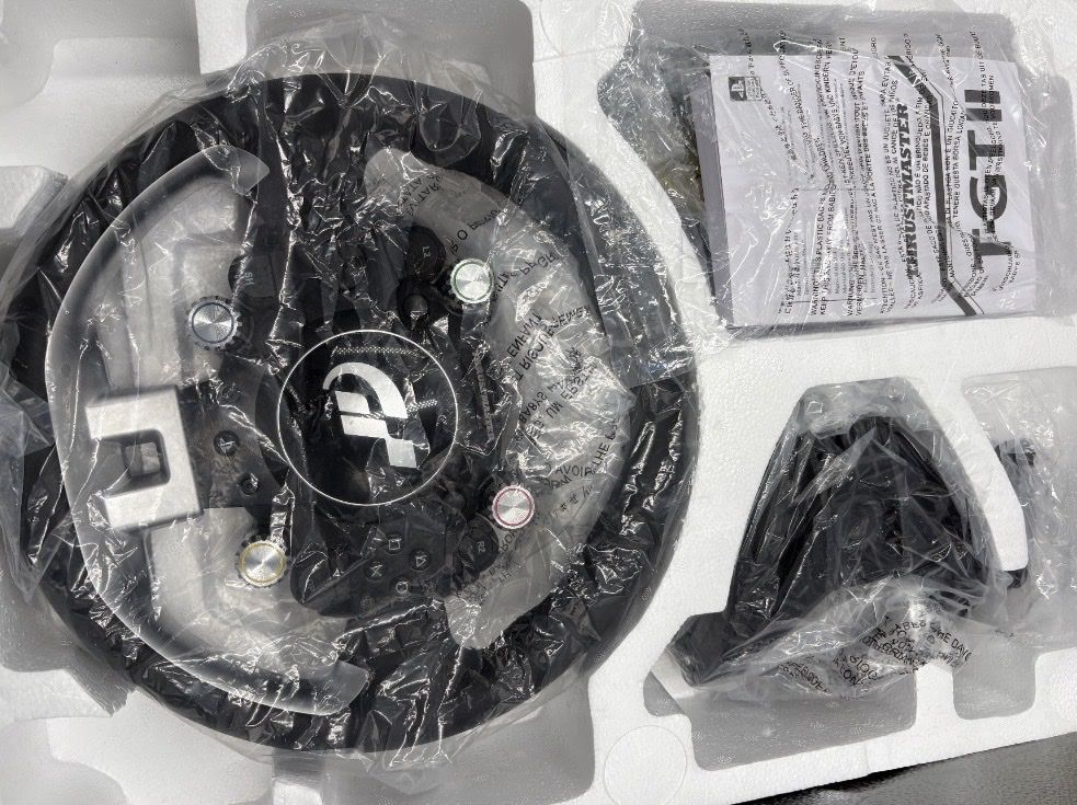 Thrustmaster Controller: THRUSTMASTER T-GT II Racing Wheel Lenkrad & Pedale – Usato da Bern venduto da -GM_88- 5