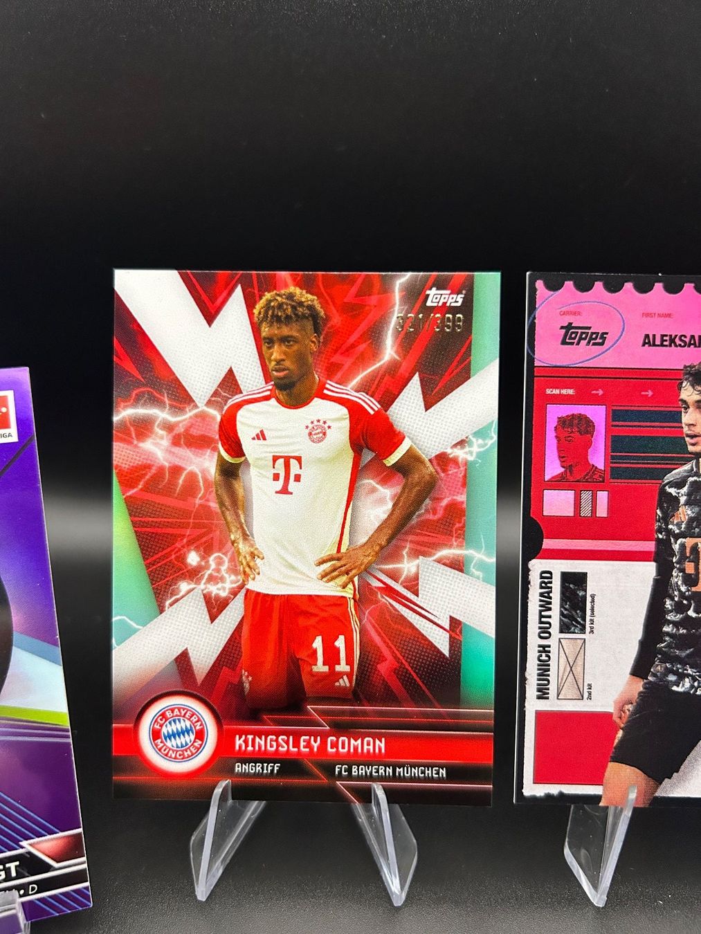 Topps Carte collezionabili: TOPPS Bayern München NUMBERED Bundle - Coman, Pavlovic & co – Nuovo (secondo la descrizione) da Zürich venduto da sfr_77p9 3