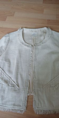 Elegante Bouclé-Jacke von Betty&Co, Grösse 42