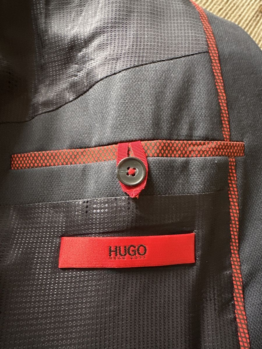 Hugo Boss Giacche: Edler Hugo Boss Anzugblazer – Nuovo (secondo la descrizione) da Bern venduto da Ibizaflow 2