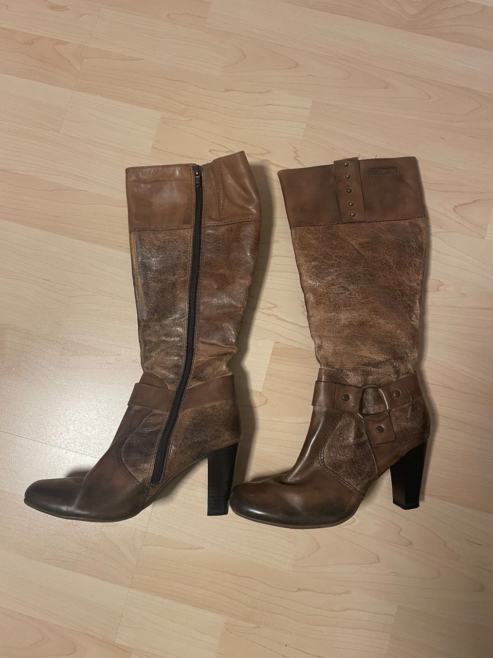 Tamaris Scarpe da donna: Stiefel – Usato da Wil Sg venduto da mil_r9gx