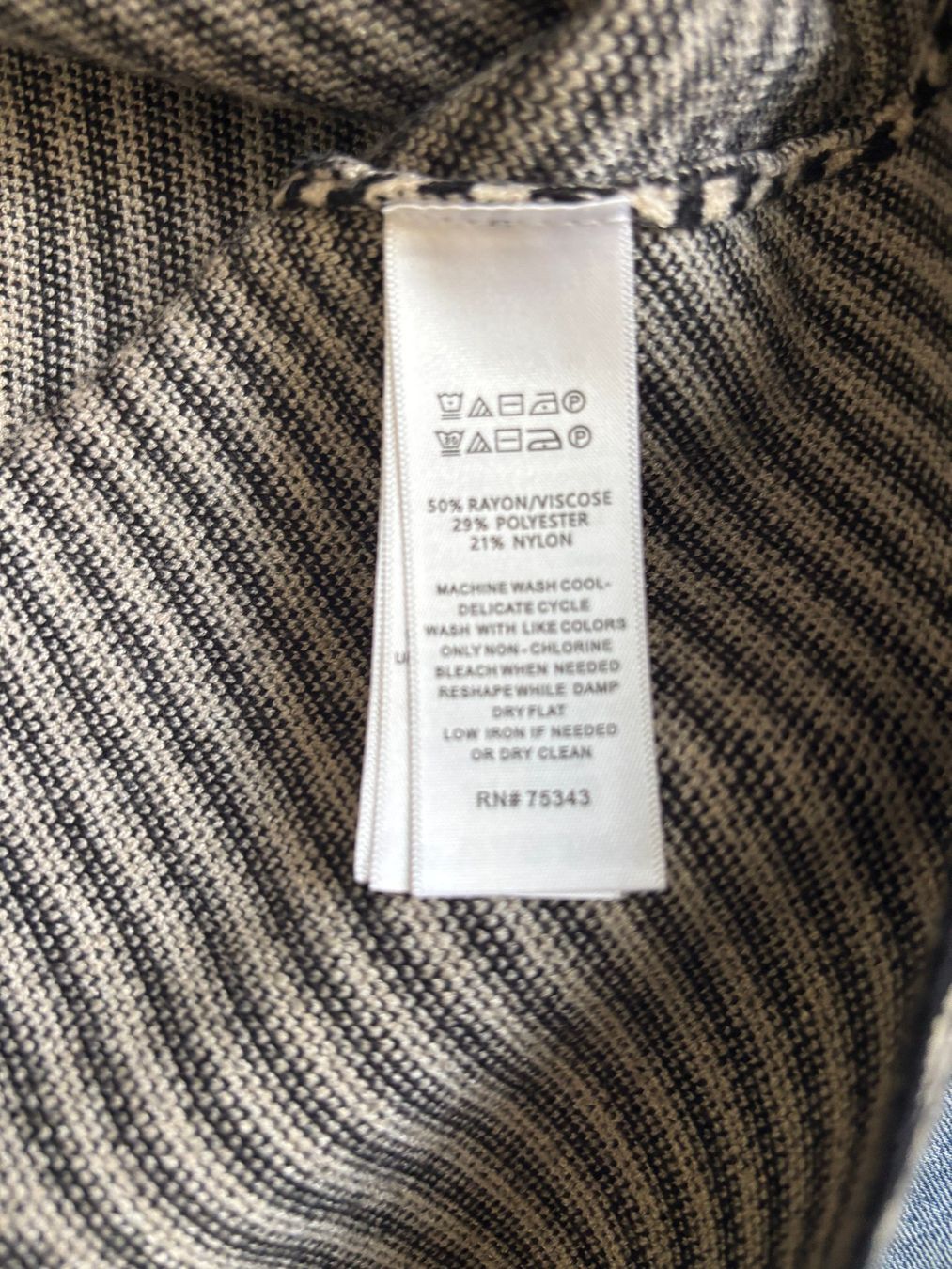 Pulls & Sweat-shirts: TAHARI Pullover neu – Neuf (Voir description) à Merishausen par yourdream 6