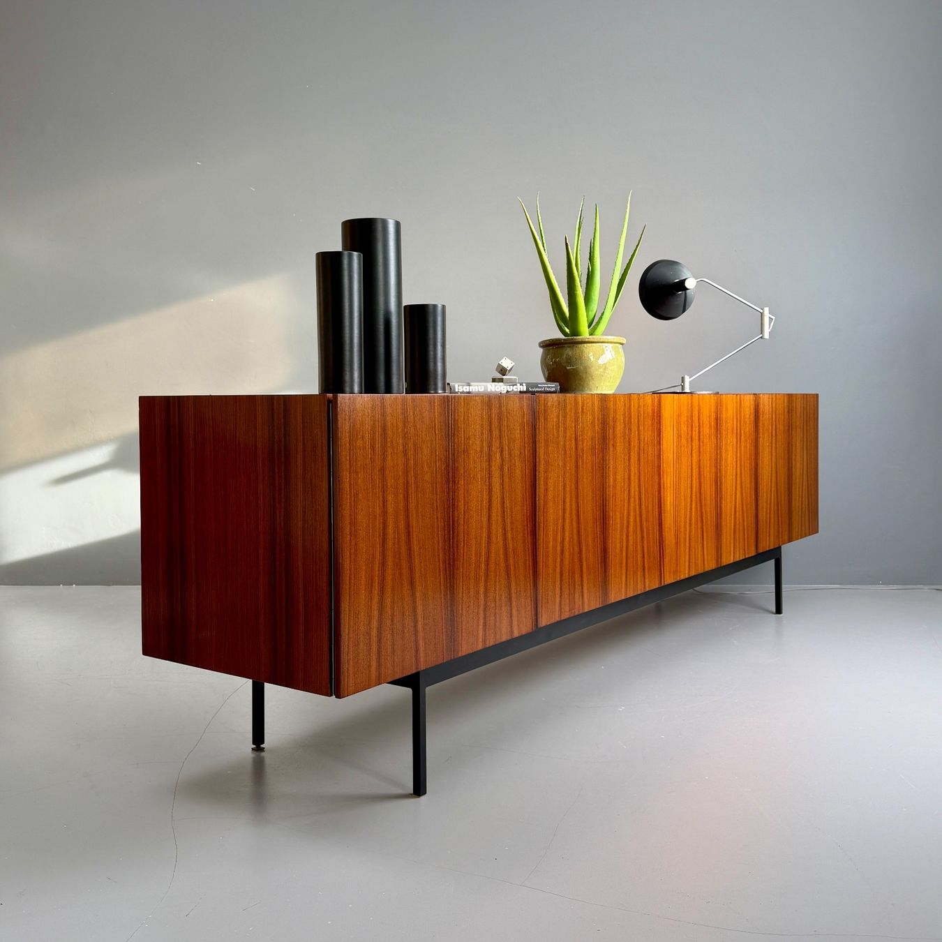 Credenze: Dieter Wäckerlin Sideboard B40 in Palisander, Idealheim – Usato da Uetikon am See venduto da StudioVintage 1