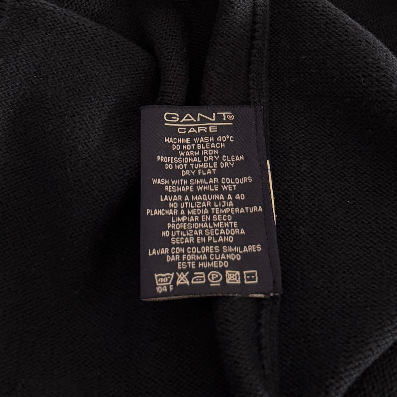 Gant Pullover & Sweatshirts: Herrenpullover mit V-Ausschnitt von GANT – Gebraucht aus Stäfa von britsch57 2