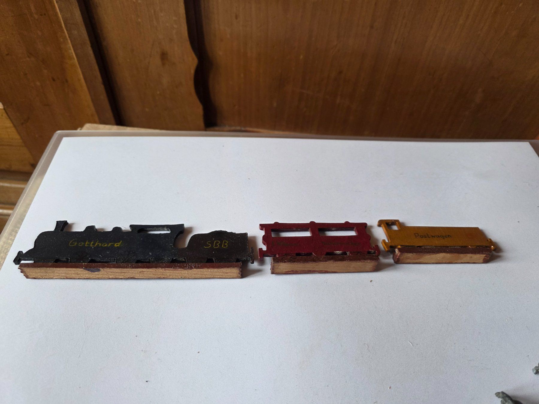 Jouets: Holz Eisenbahn – D'occasion à Walterswil BE par Lonitti 4