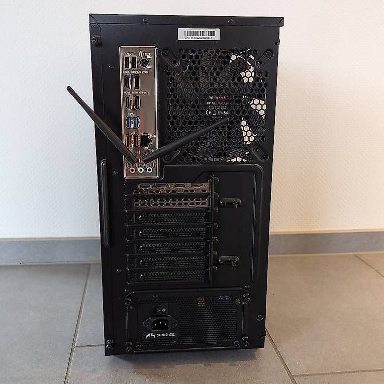 PC: Gaming PC mit RTX 3060TI Elite – Usato da Degersheim venduto da jason.b 2
