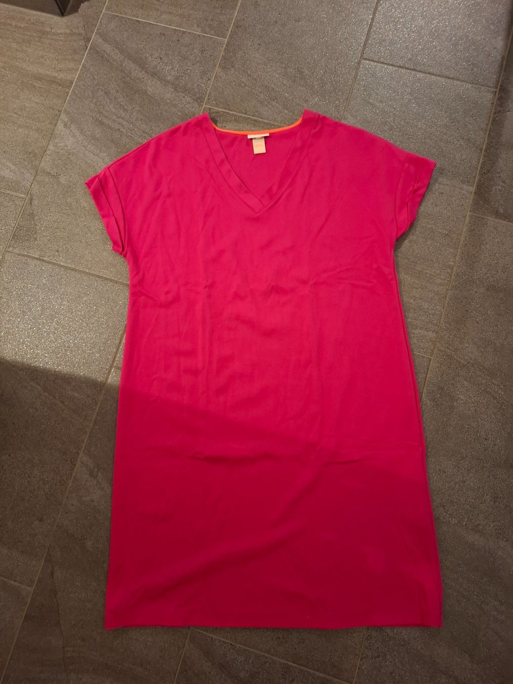 Kleider: StreetOne Kleid pink, Gr. 44 – Gebraucht aus Wolfhausen von ite_8vpp 1