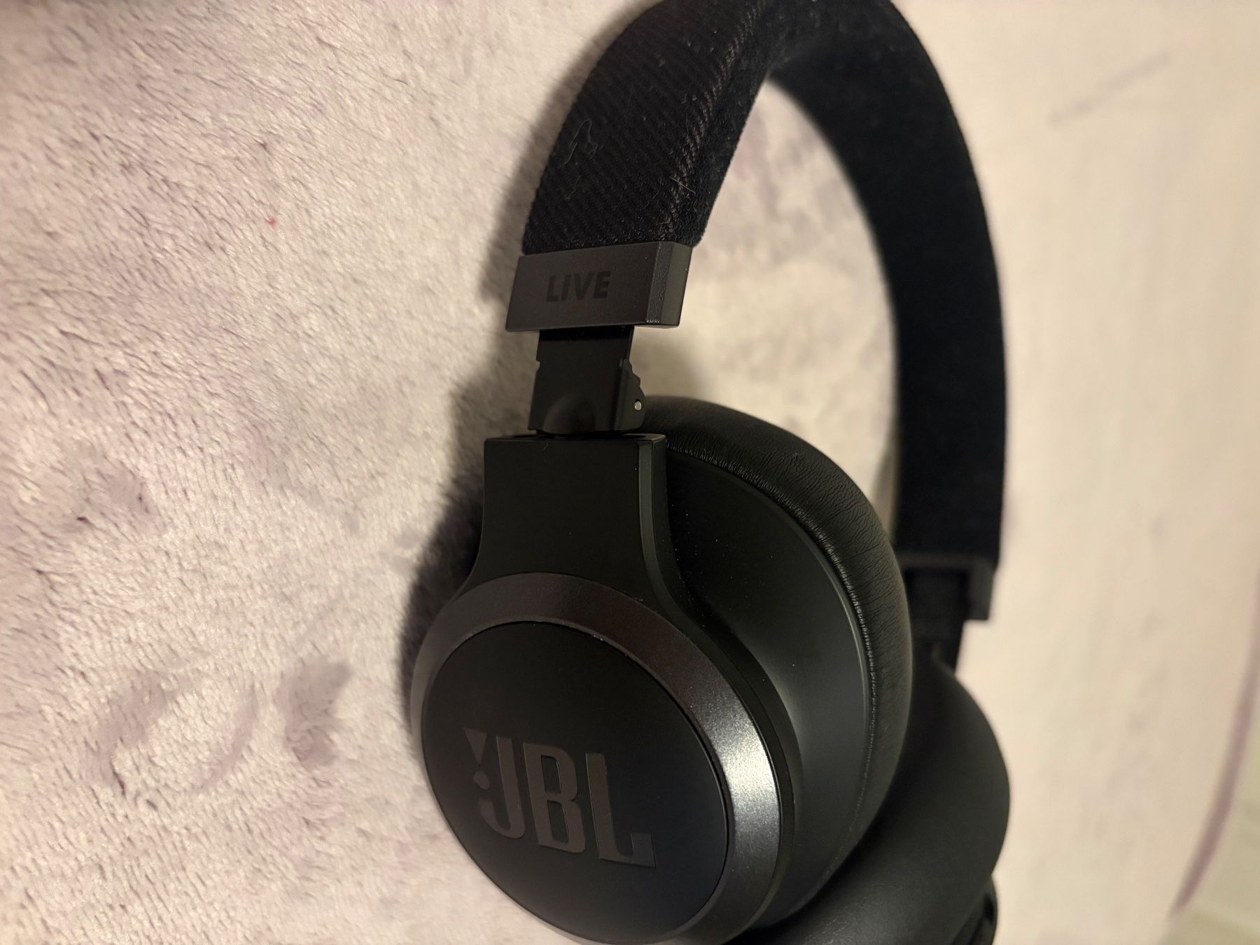 JBL Kopfhörer: JBL Live 770NC kaum gebraucht – Gebraucht aus Biel/Bienne von Noire 1