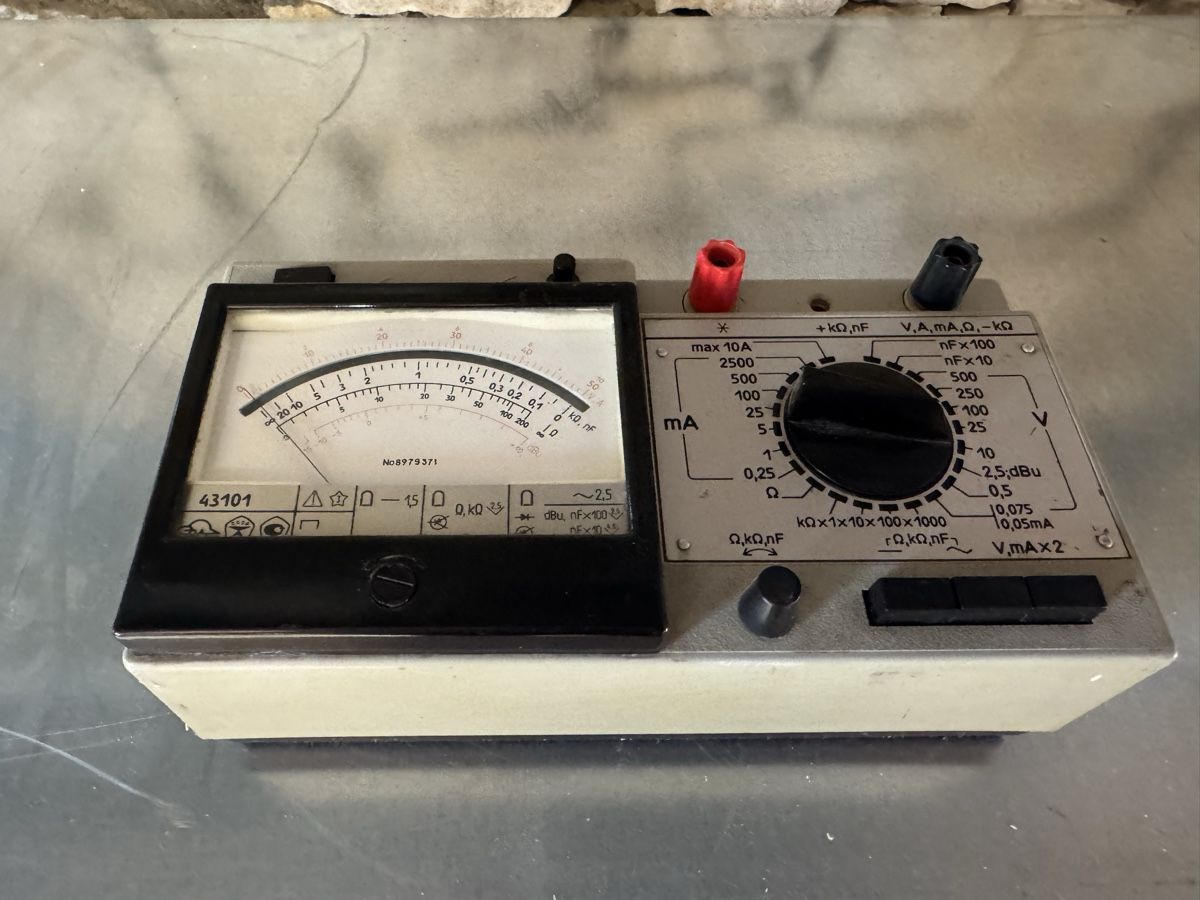 Mesurer: Multimeter – D'occasion à Reigoldswil par pet_dj8f 1