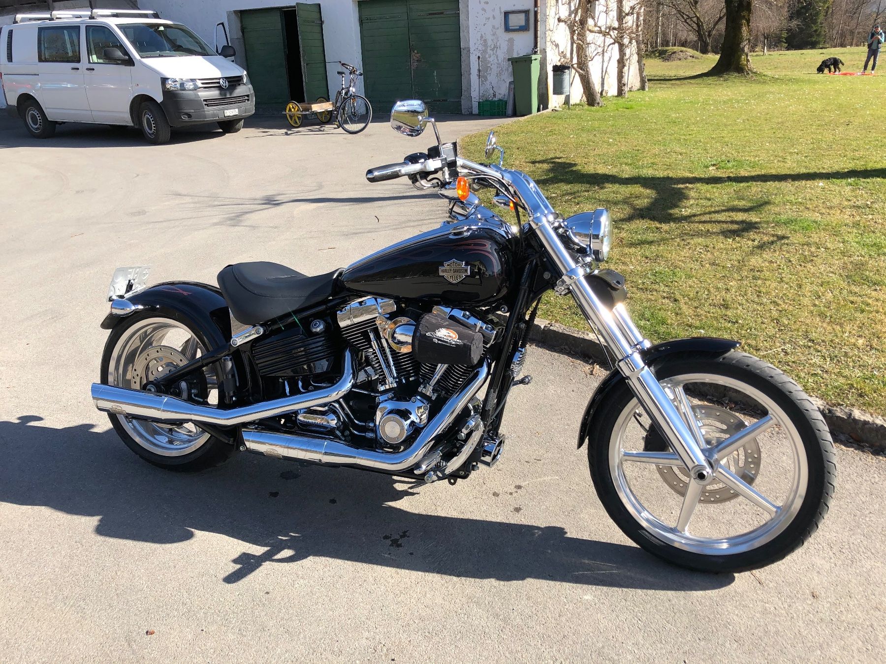 Harley-Davidson Chopper: HARLEY DAVIDSON FXCWC ROCKER C – Usato da Unterseen venduto da sfeller 1
