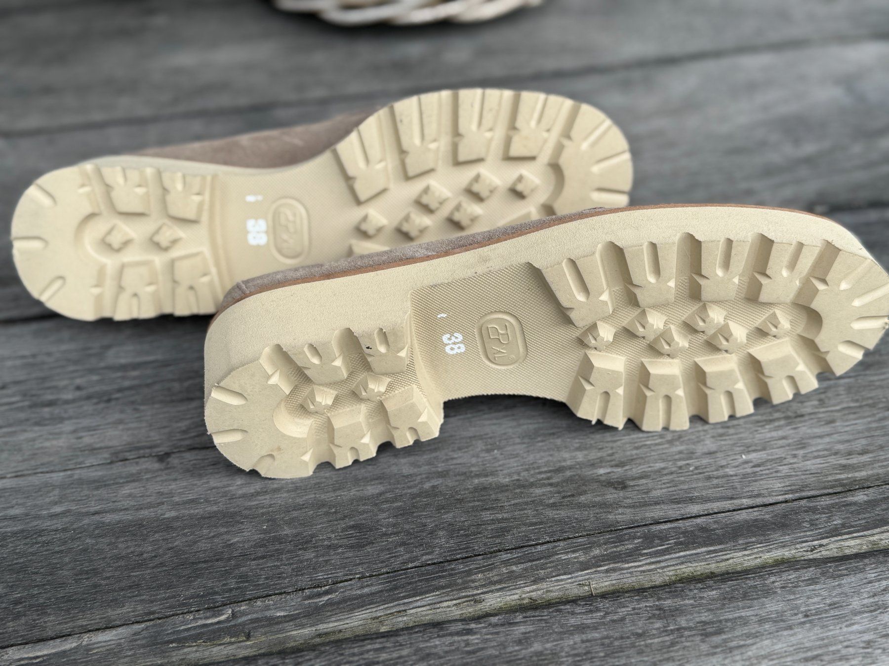Scarpe da donna: Wildleder Loafer Gr. 38 – Nuovo (secondo la descrizione) da meggen venduto da Njamiro 2