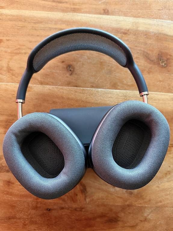 Apple Casques audio: Apple AirPods Max Space Grau | inkl. Smart Case – D'occasion à Landquart par Sisej 1