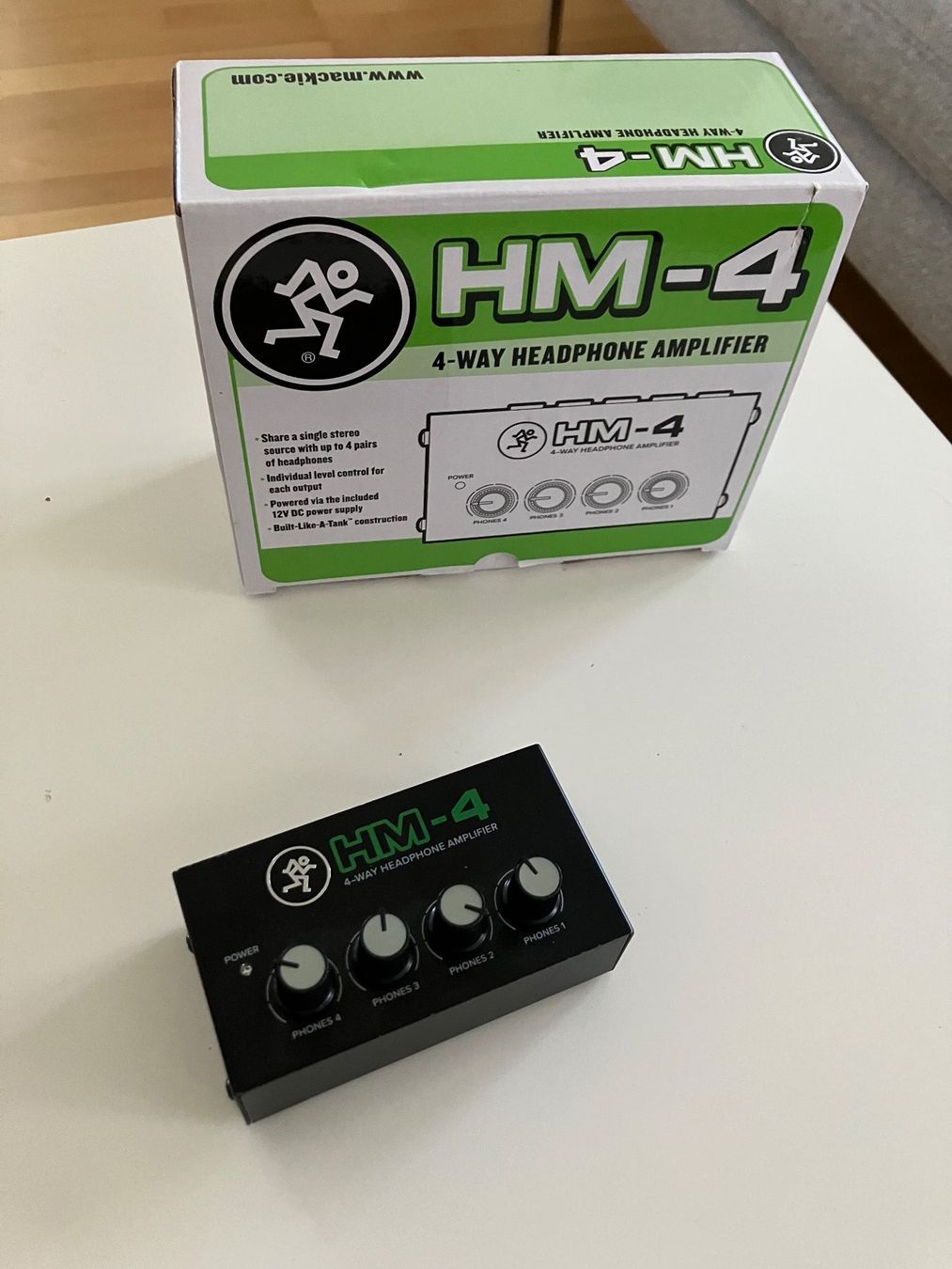 Mackie Console di mixaggio: Mackie HM4 Kopfhörerverteiler – Usato da Eiken venduto da Vivaldi01