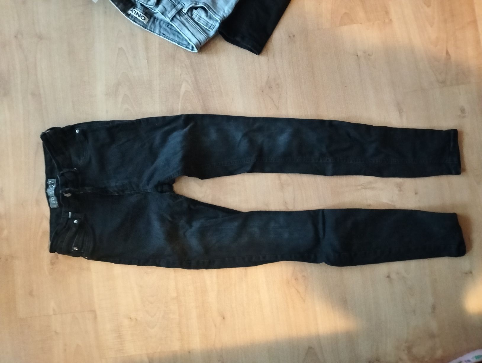 Lotti di vestiti: jeanspaket gr.s – Nuovo (secondo la descrizione) da Wilen (Sarnen) venduto da anbuu 1