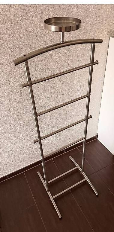 Porte manteau: Garderobe  – D'occasion à Egolzwil par jes_2qrb