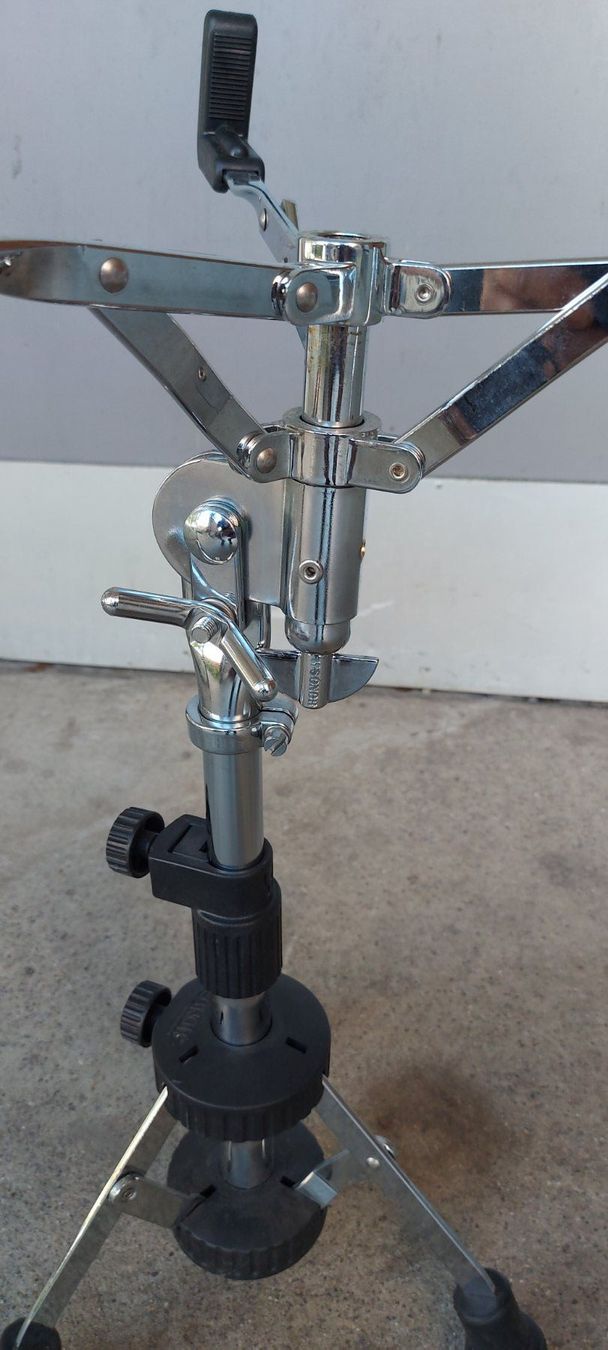 Sonor Musikinstrumente: Sonor snarständer seehr gutem zustand – Gebraucht aus Glattbrugg von Swissmusik 2