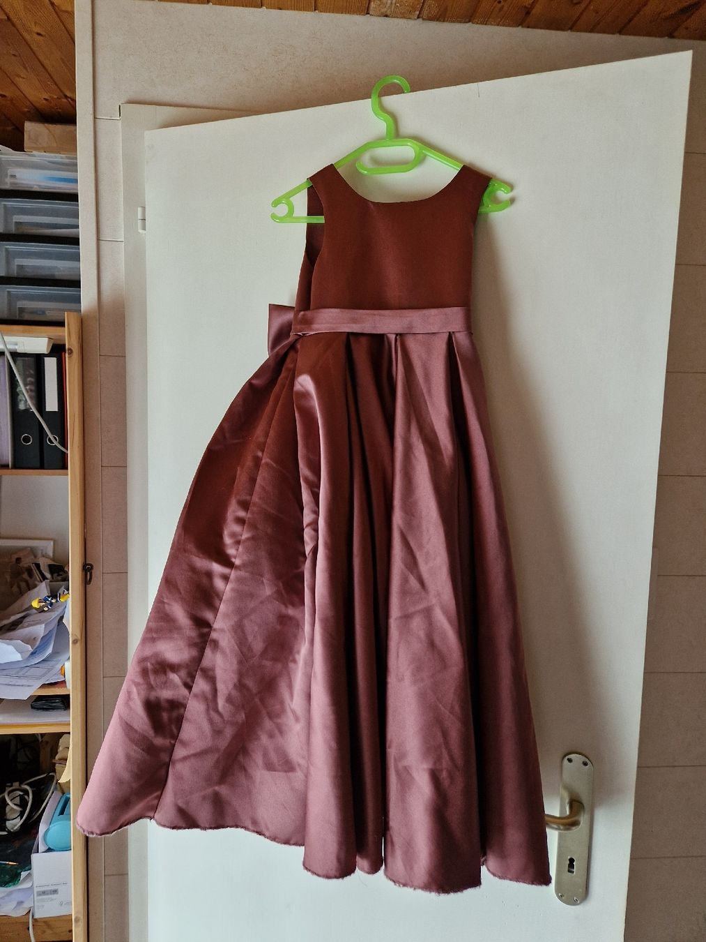 Vestiti & Gonne: Festkleid Mädchen Gr 116 – Usato da Wattwil venduto da Girl2000