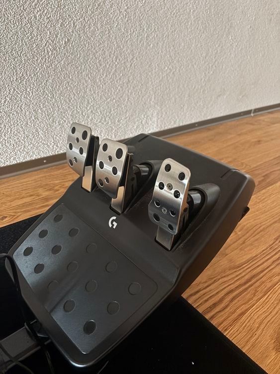 Playseat Stühle: Logitech G923 + Playseat Renn Simulator Komplett-Set – Gebraucht aus Zürich von lui_vs8l 2