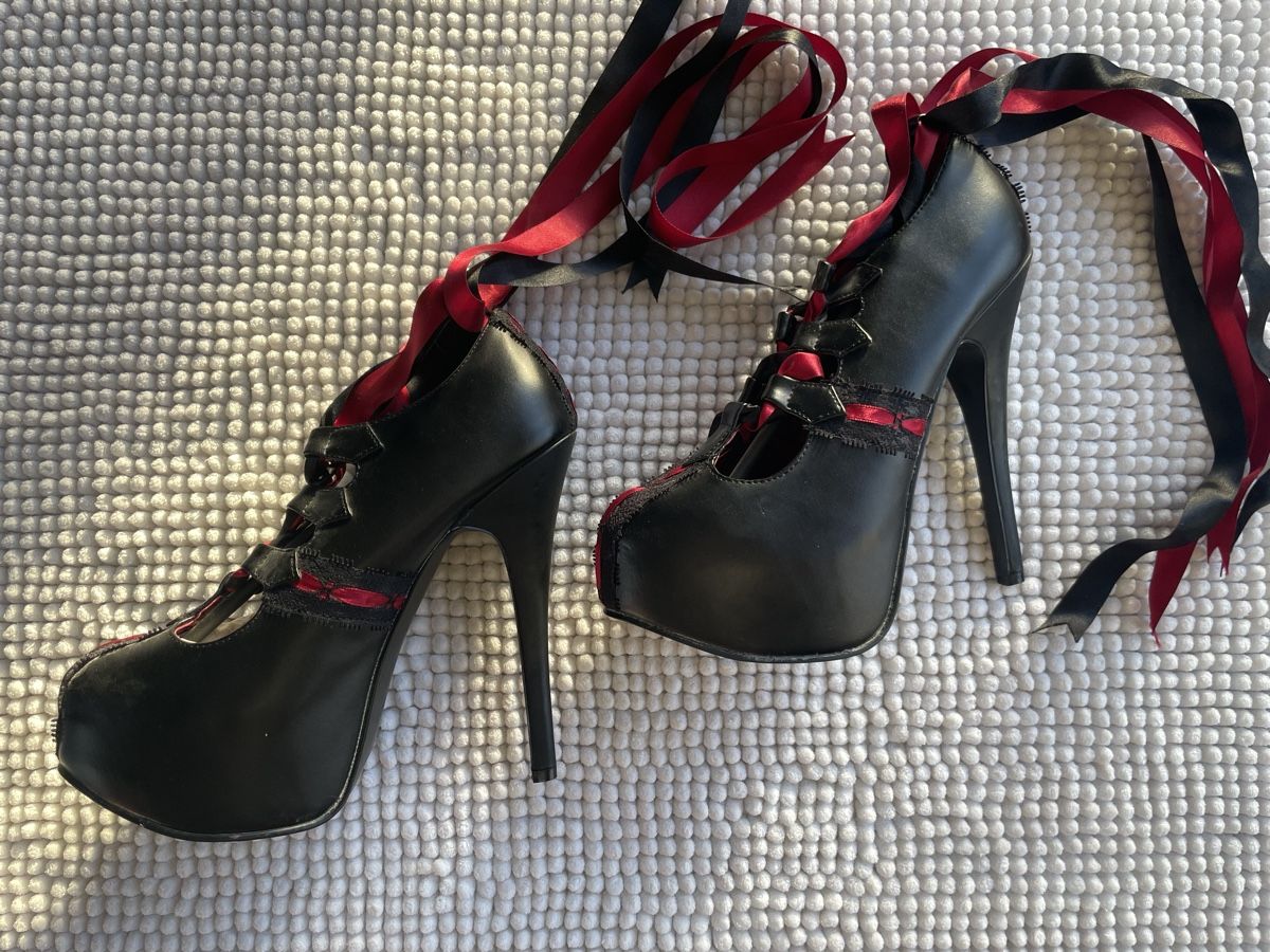Scarpe da donna: Bordello Plateau High Heels – Nuovo (secondo la descrizione) da Dietikon venduto da MCage 1