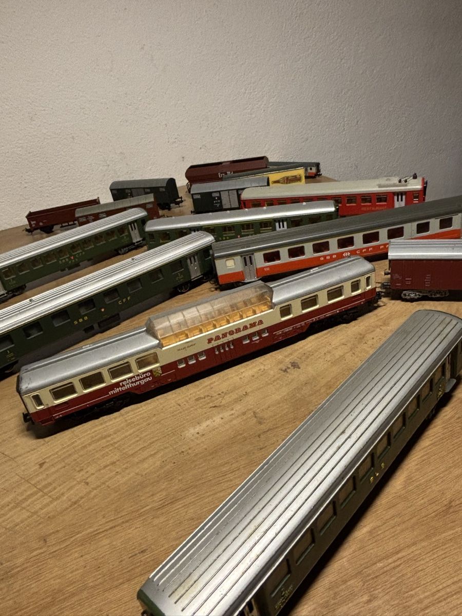 Modellini di ferrovie: 15 Modellbahn Waggons SBB CFF Sammlung Kunststoff – Usato da Orpund venduto da BlackEagel80 6