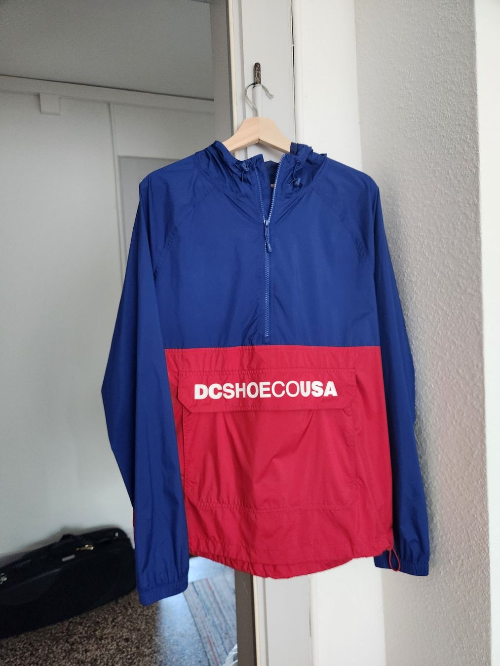 DC shoes Giacche: DC Windjacke – Usato da Luzern venduto da isalalala