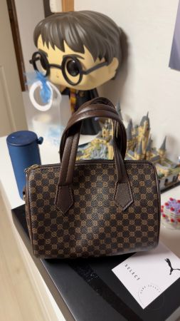 handtasche
