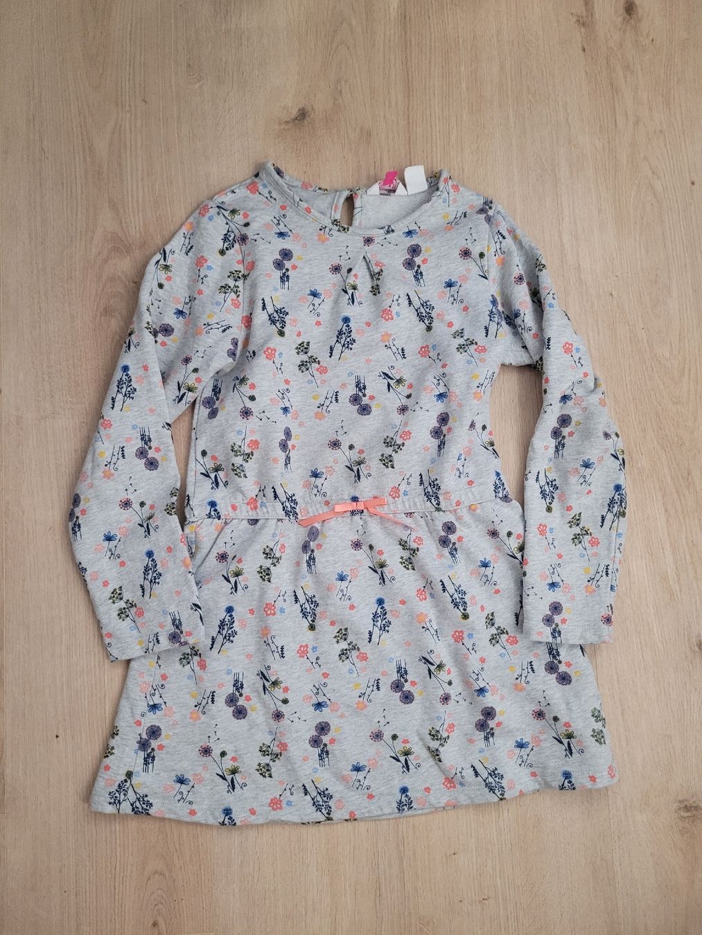Robes et jupes: Kleid Gr. 140 100%Baumwolle – D'occasion à Lupsingen par sta_wgg5