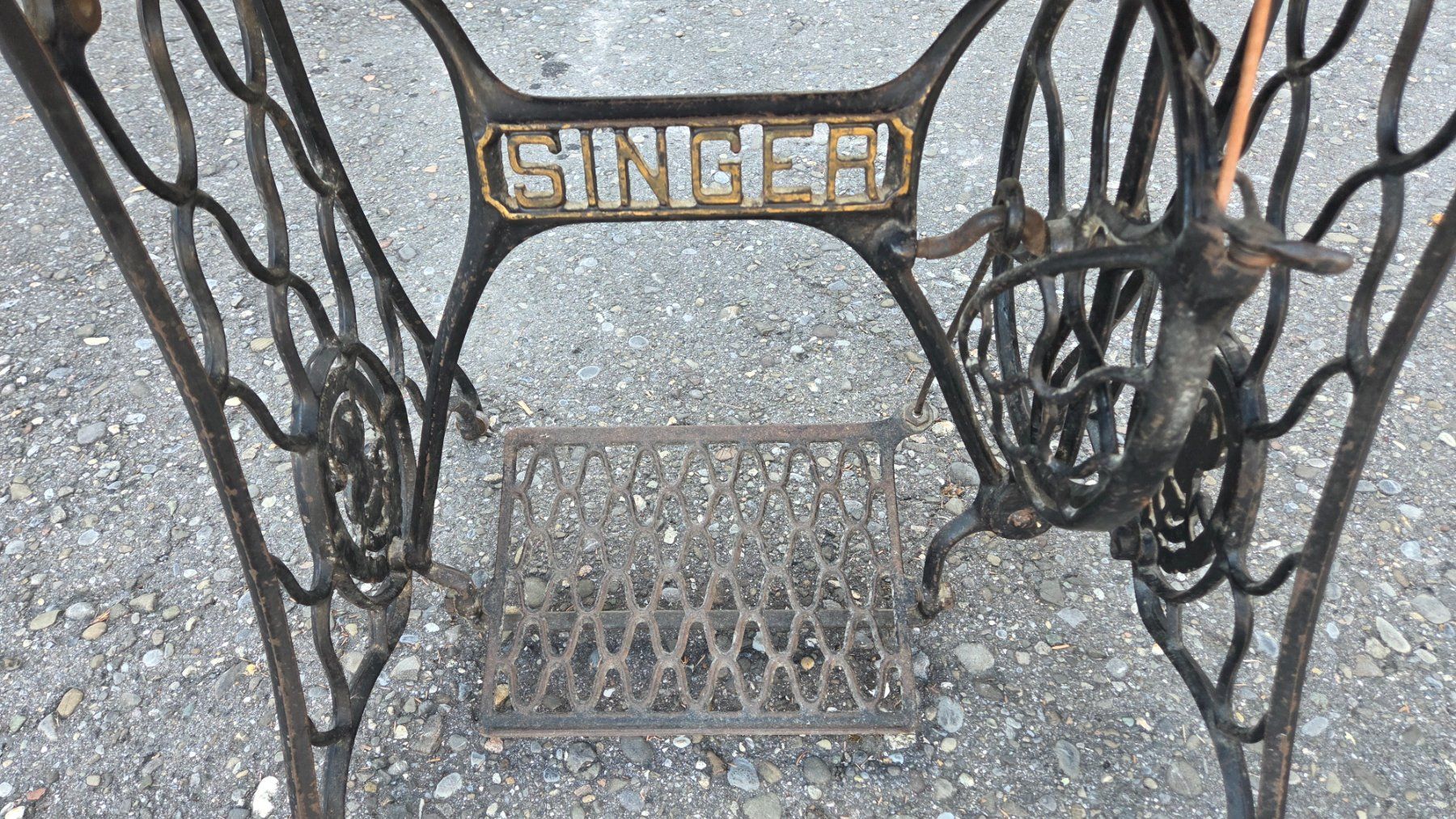 Singer Machines à coudre: Singer Nähmaschine – D'occasion à Seon par Wetwillie 1