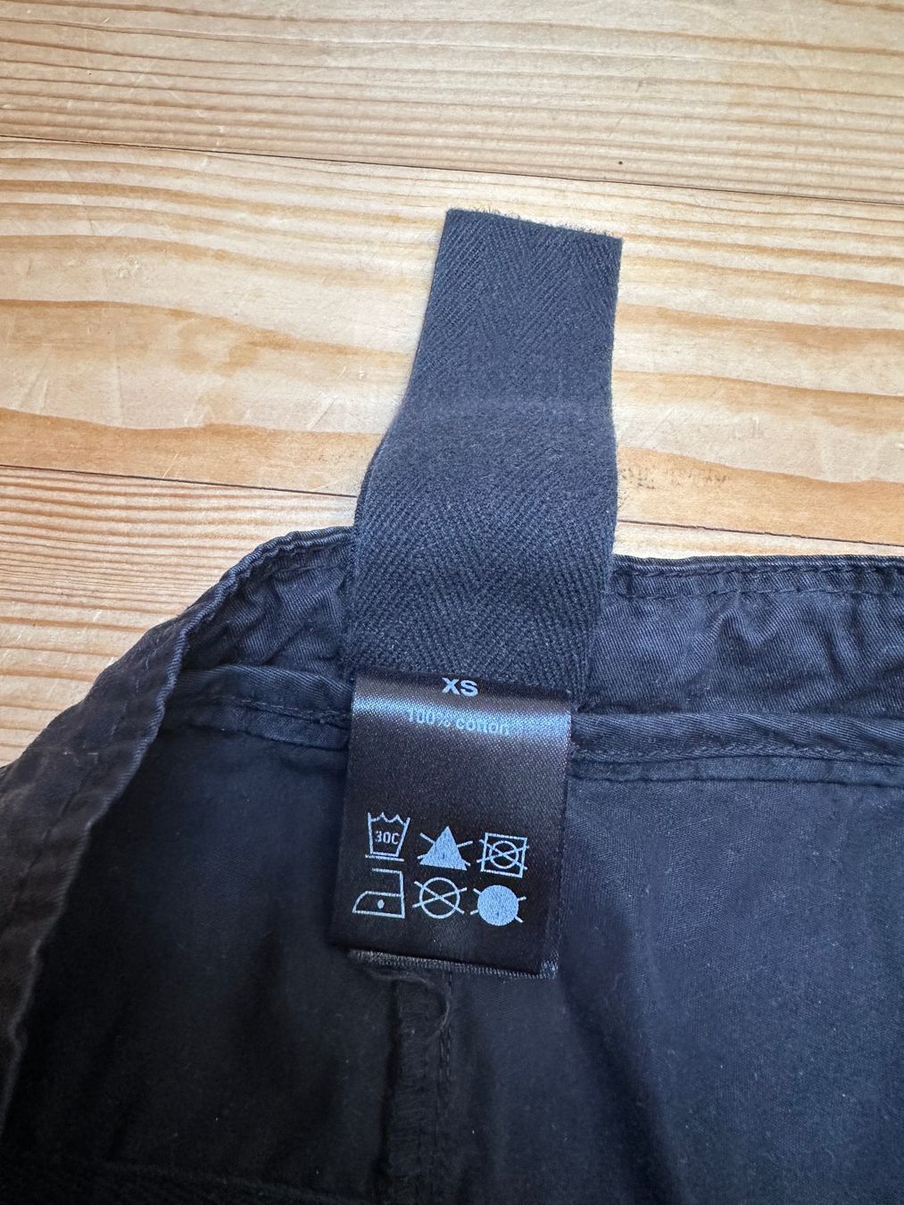 Rundholz Pantaloni: Rundholz black label Hose XS/S – Usato da Gümmenen venduto da FelizitasHermann 3