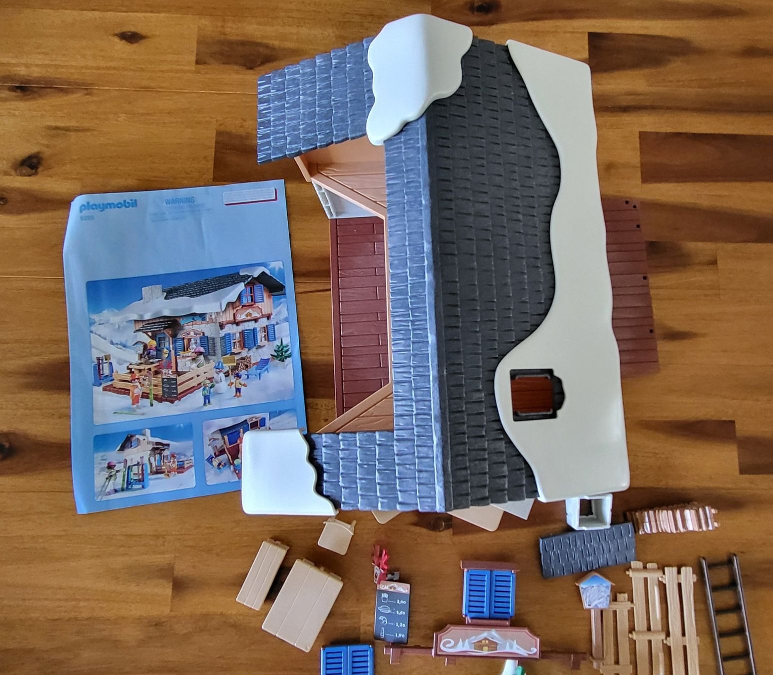 Playmobil Giocattoli: Playmobil Winterhütte – Usato da Wangs venduto da mimidati